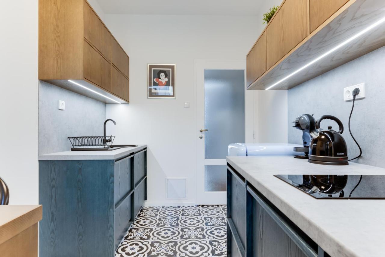 Apartment Petrska ปราก ภายนอก รูปภาพ